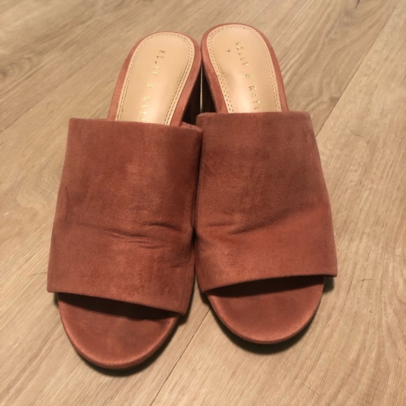 Kelly & Katie Mule Heels - Picture 2 of 4